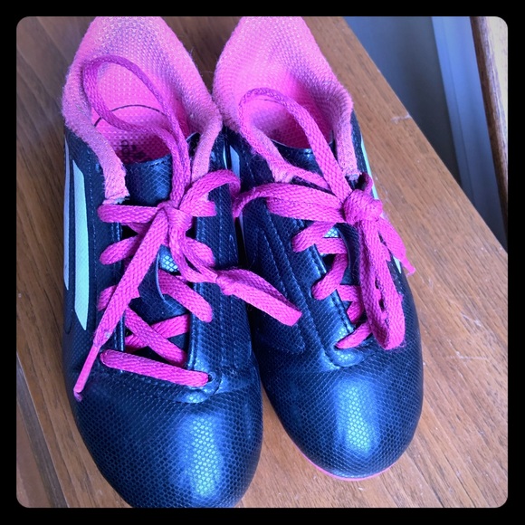 girls soccer cleats size 13